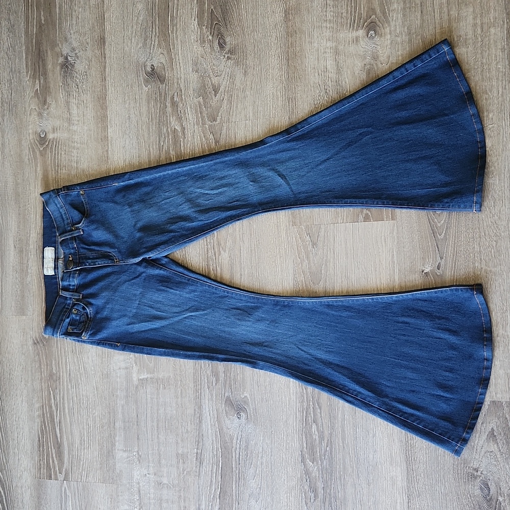Free People Crvy Robin Flare Stretch Jeans Size 27